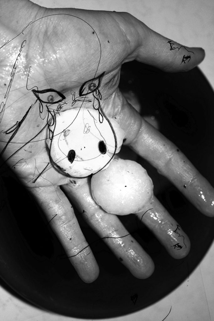 02PiecesofBlackMan_s
